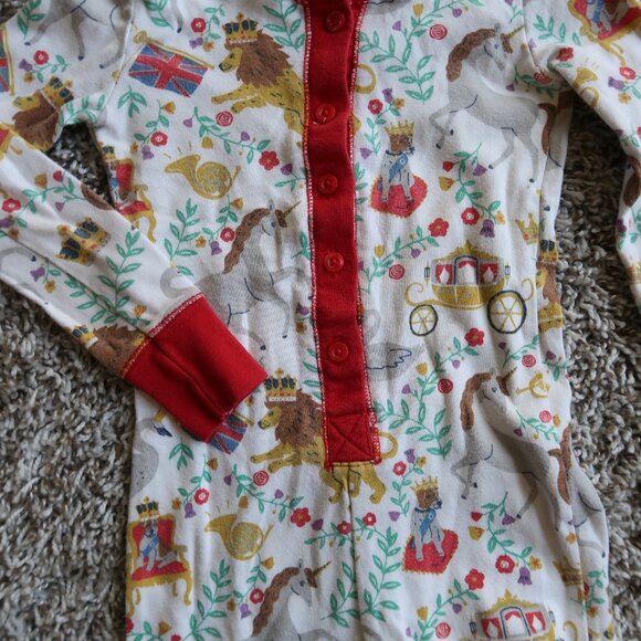 Mini Boden One Piece Pajamas Footless Size 104cm 4Y Button Up Unicorn Queen Lion - Picture 2 of 3